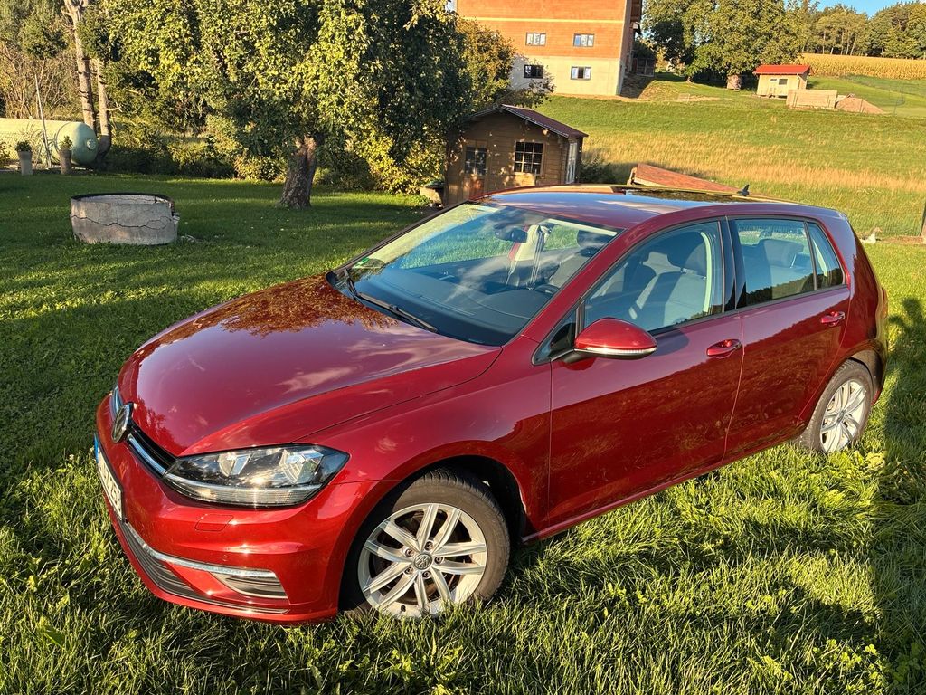 Image of Volkswagen Golf