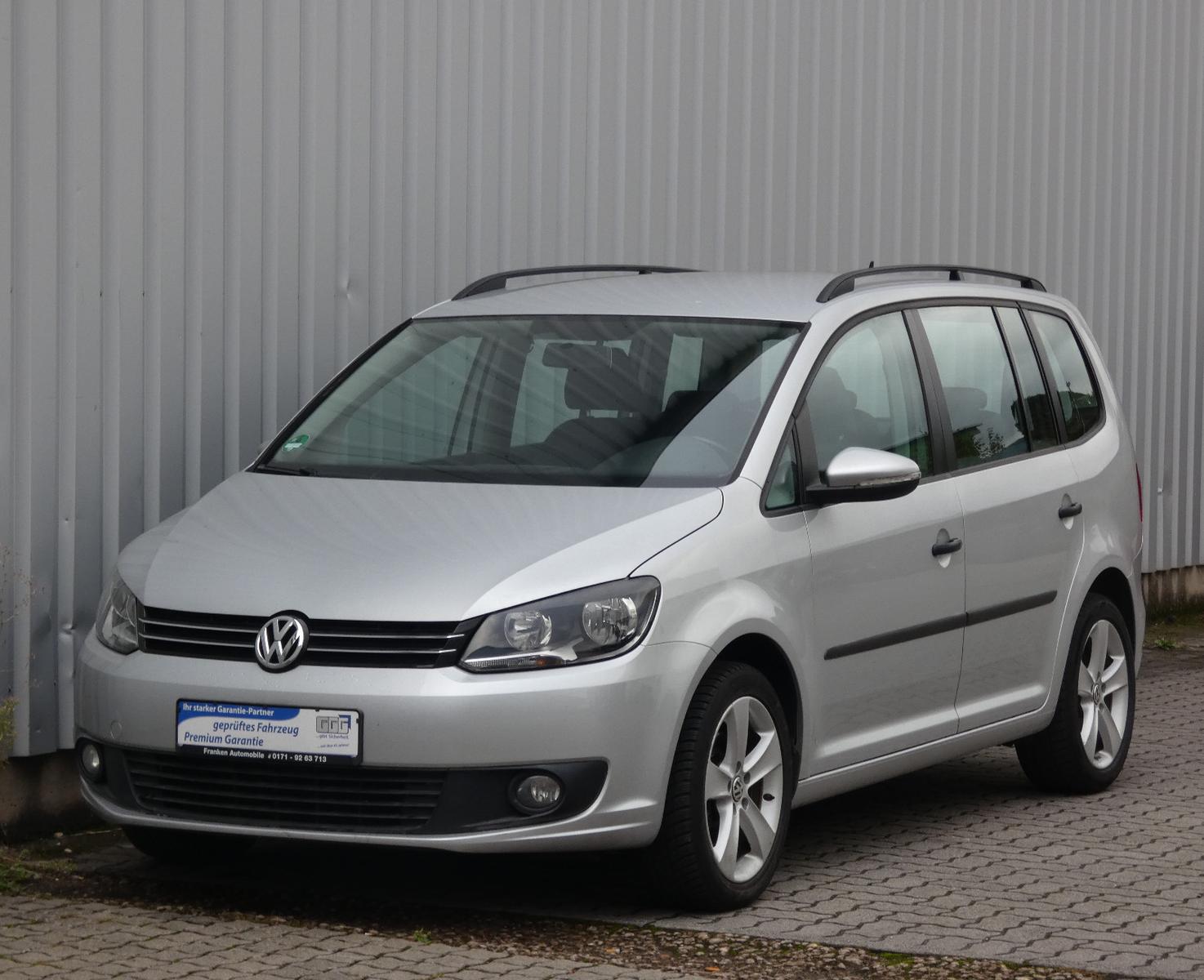 Volkswagen Touran-Motor Überholt-Klima-Navi-AHK-PDC-Alu