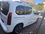 Toyota Proace City 1,5-l-D-4D 96kW L1 Executive Exe... - Toyota Proace City von privat
