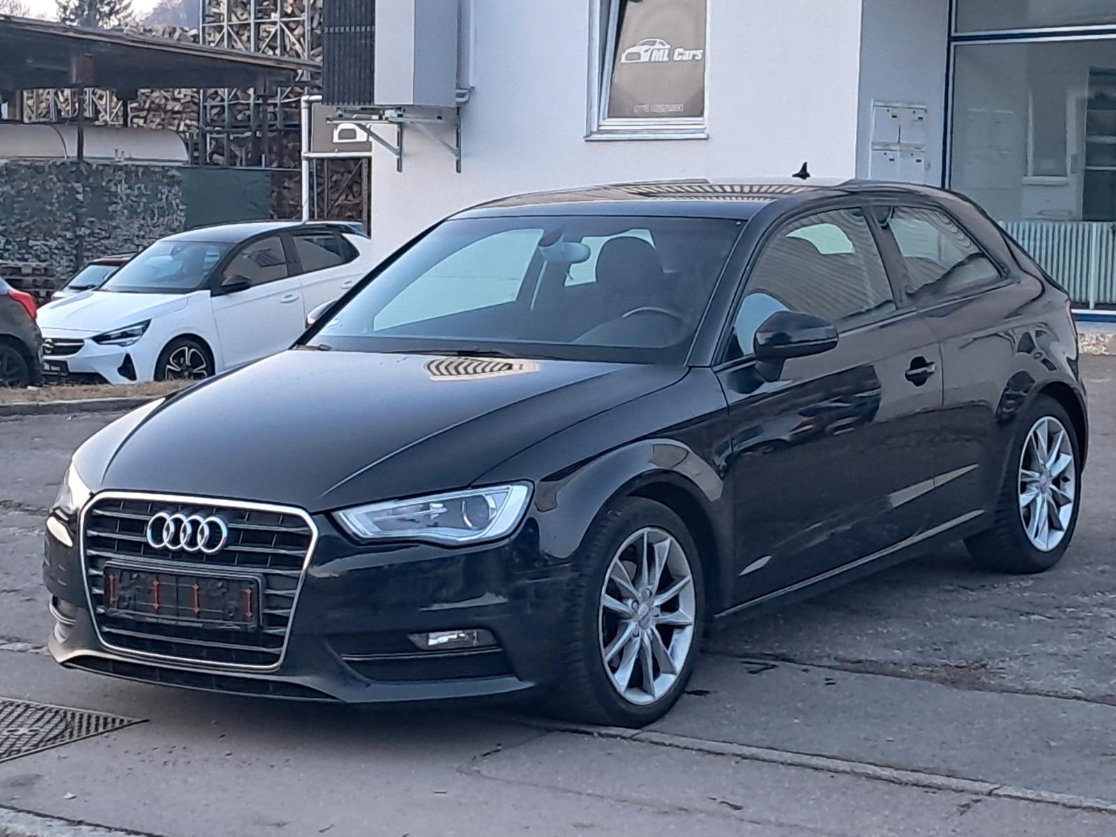 Audi A3 8V 1.4 TFSI Ambition * Navi/SHZ/PDC/MFL