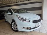 Kia cee'd Sportswagon FIFA World Cup Edition - Kia: Cee D Sport