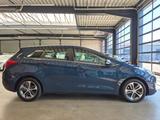 Hyundai i30 KOMBI 1.6 CRDi NAVI SITZHZ CAMERA TEMPOMAT - Hyundai i30 mit Diesel-Antrieb: Kombi, 1.6