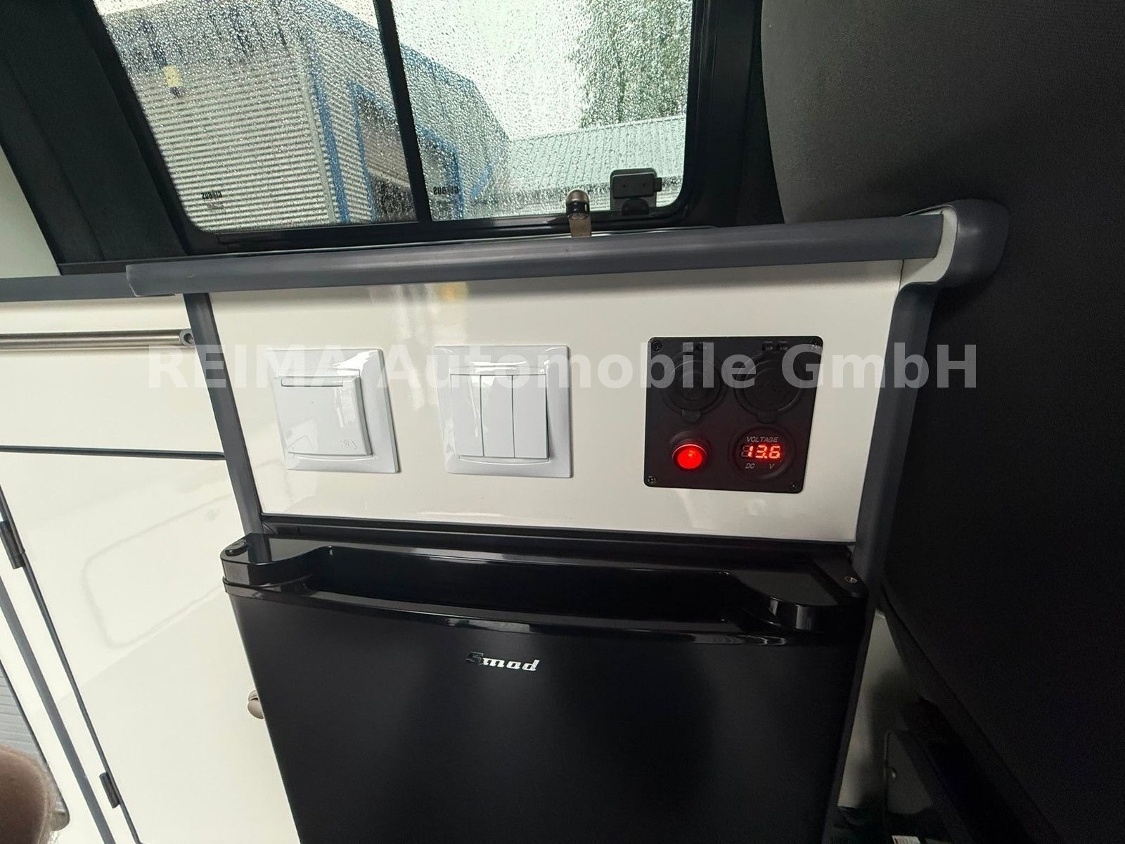 Fahrzeugabbildung Volkswagen T5 2,0 TDi Camper, Solar , 2 Schlafplätze