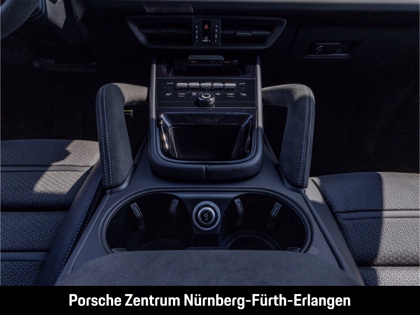 Porsche Cayenne GTS Coupe BOSE Pano LED-Matrix HUD InnoD