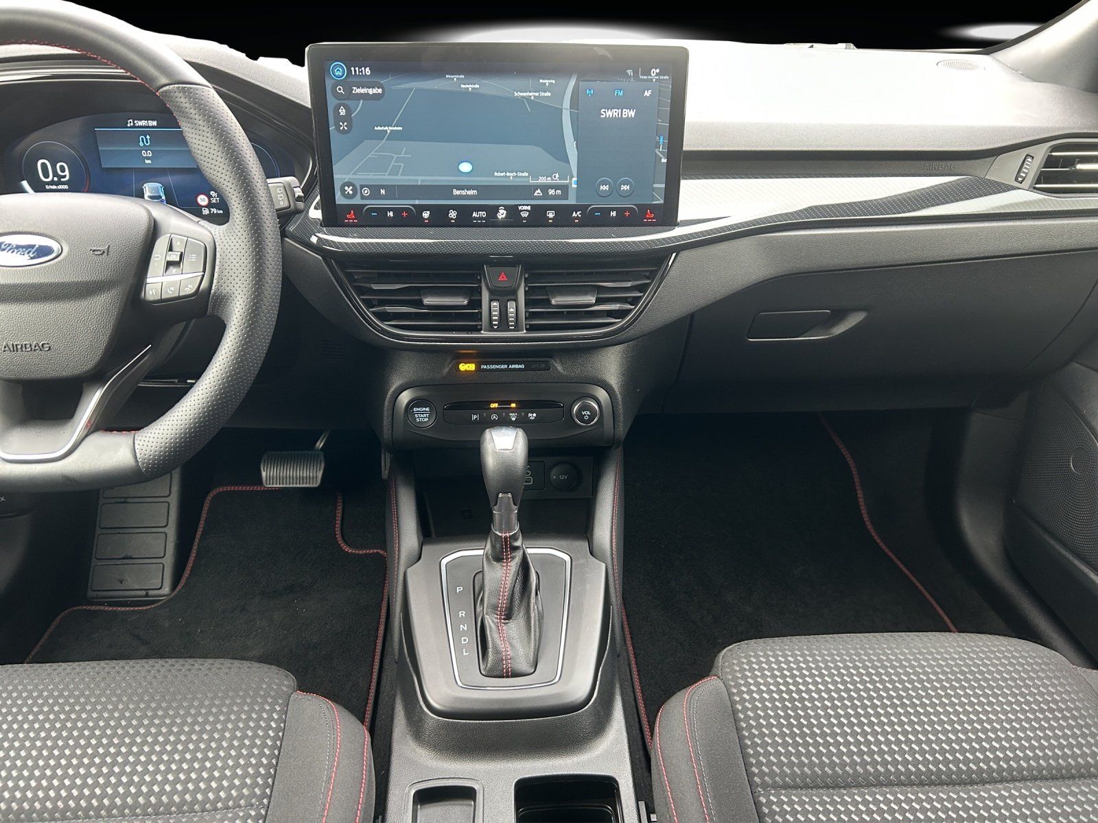Fahrzeugabbildung Ford Focus 1.0 ST-Line X Aut./LED/ACC/KAMERA/NAVI/SHZ