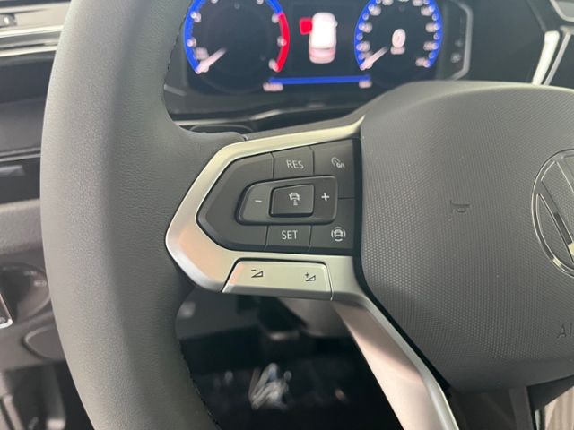 Fahrzeugabbildung Volkswagen Touran 1.5 TSI DSG HIGHLINE AHK BLACK STYLE FSH