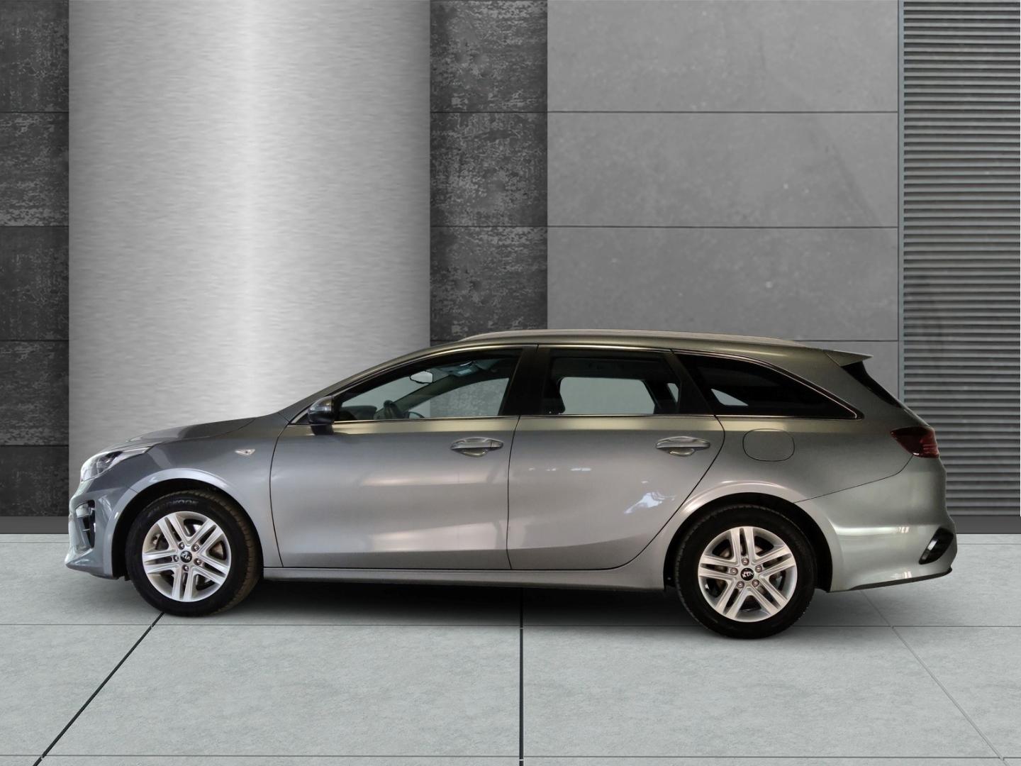 Kia Ceed_sw 1.5 Vision Navi Sitzheizung AHK-abnehmba
