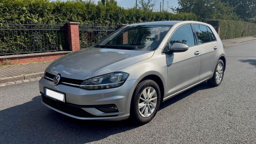 Image of Volkswagen Golf