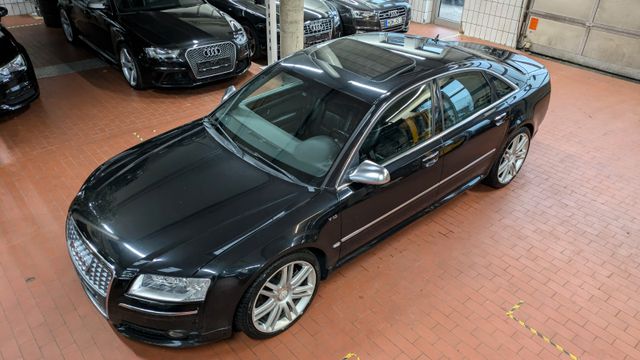 Audi S8 5.2 Quattro BeDi Reinigung! AT Motor 141 tkm!