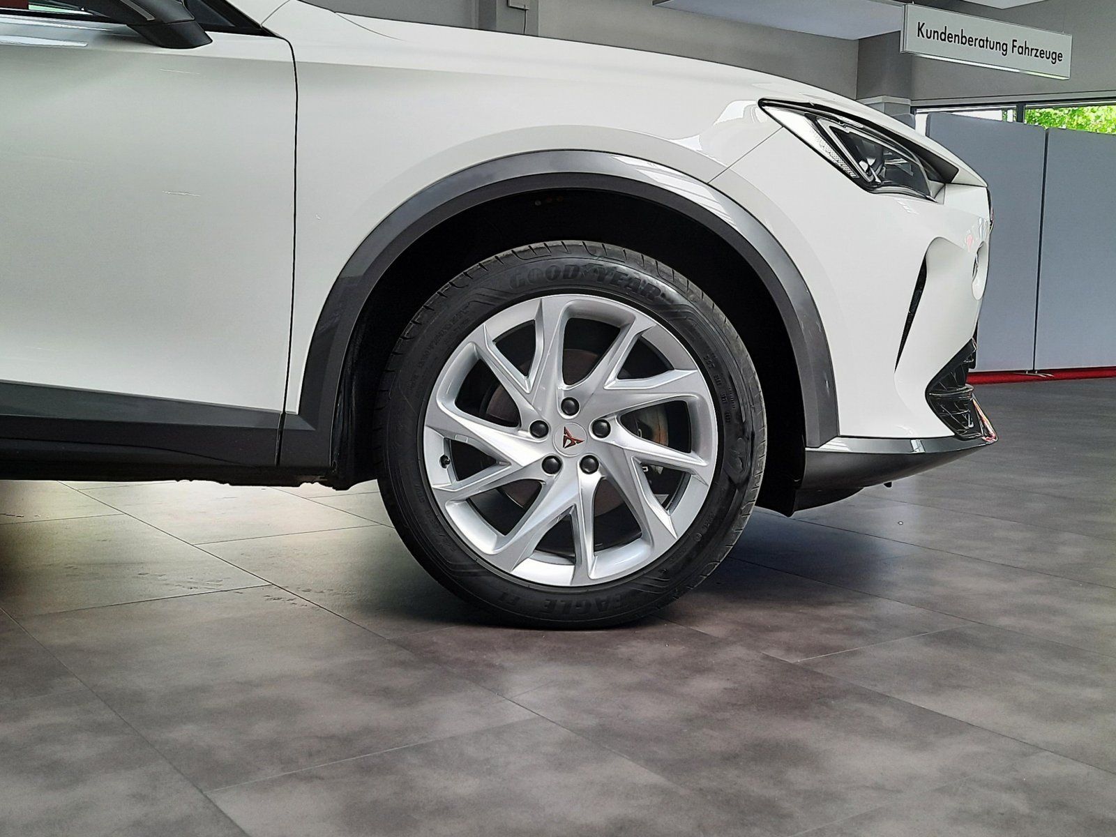 Fahrzeugabbildung CUPRA Formentor TSI *LED*Sitzhzg*Einparkh*App-Connect*