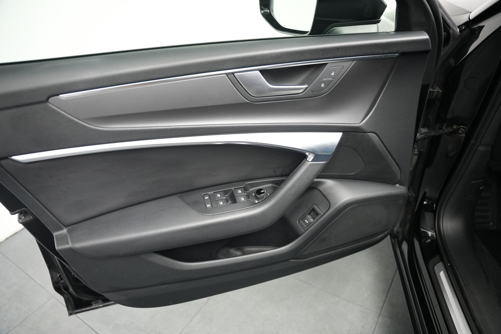 Fahrzeugabbildung Audi A6 Avant 35 TDI *Virtual*Navi*SHZ*AHK*Klima*
