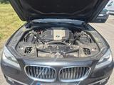 BMW 750d xDrive -Diesel - graue BMW 7er Reihe