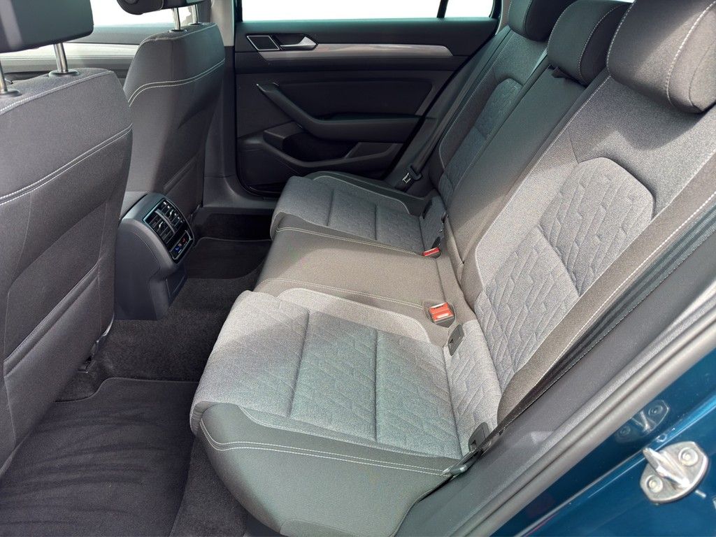 Volkswagen Passat Variant - Bild 17