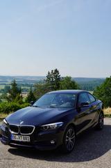 BMW 220i Steptronic Coupé Sport Line - Insp. Neu - BMW 220 in Stuttgart