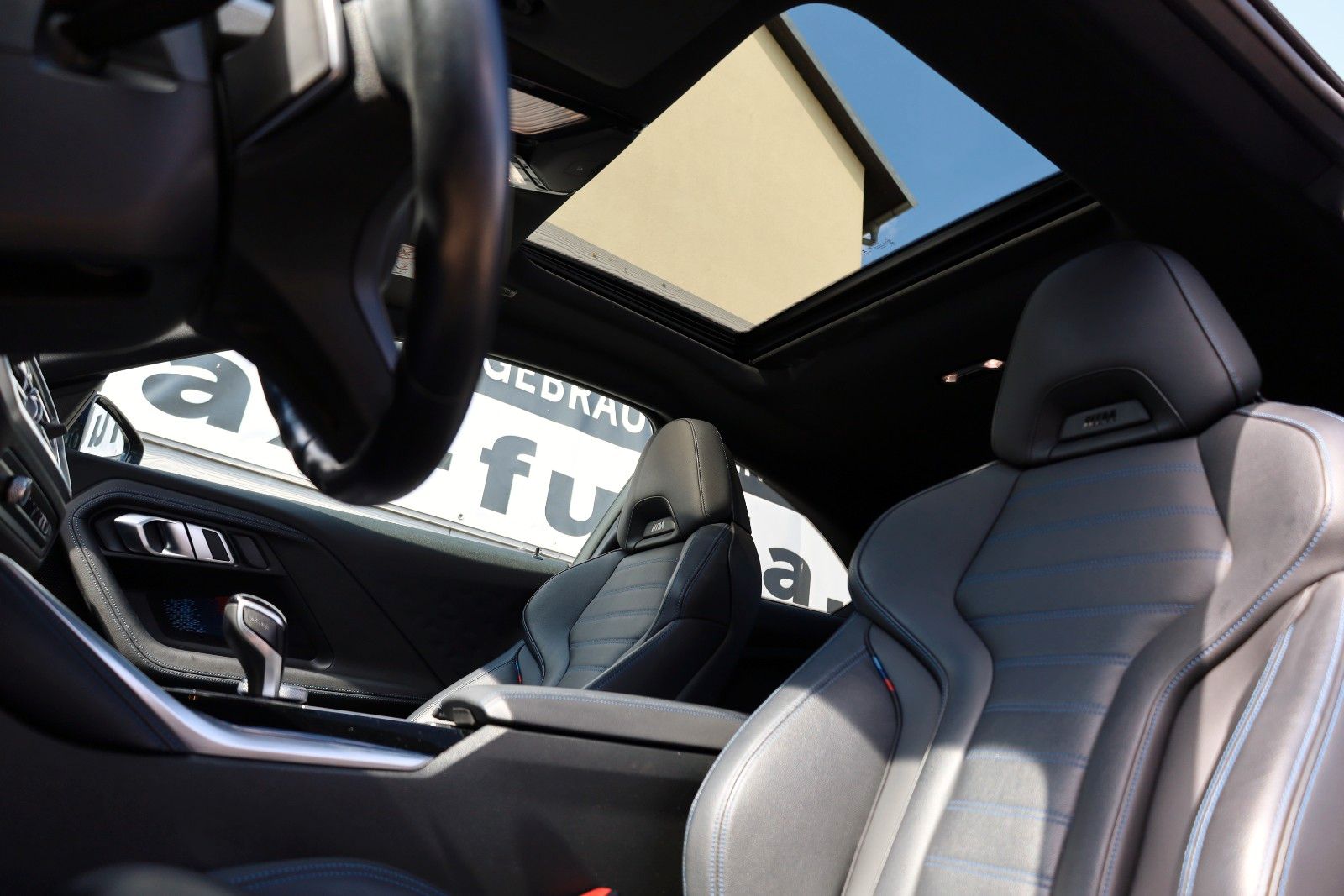 Fahrzeugabbildung BMW M240i xDrive Leder,Navi,LED,HUD,ACC,SD,360°,H/K