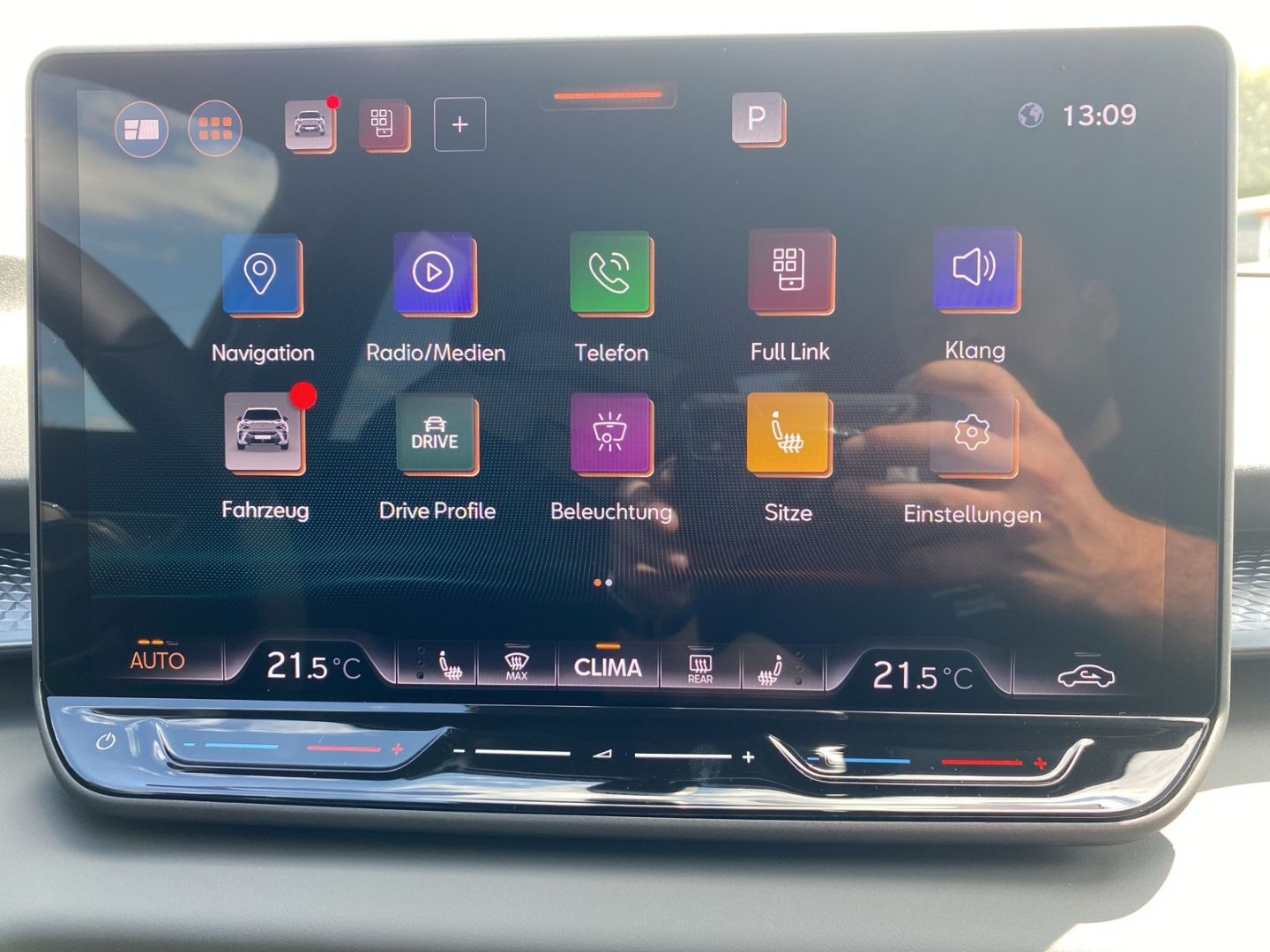 Fahrzeugabbildung CUPRA Terramar 2.0 4Drive VZ*HUD*Navi*Cam*Matrix*