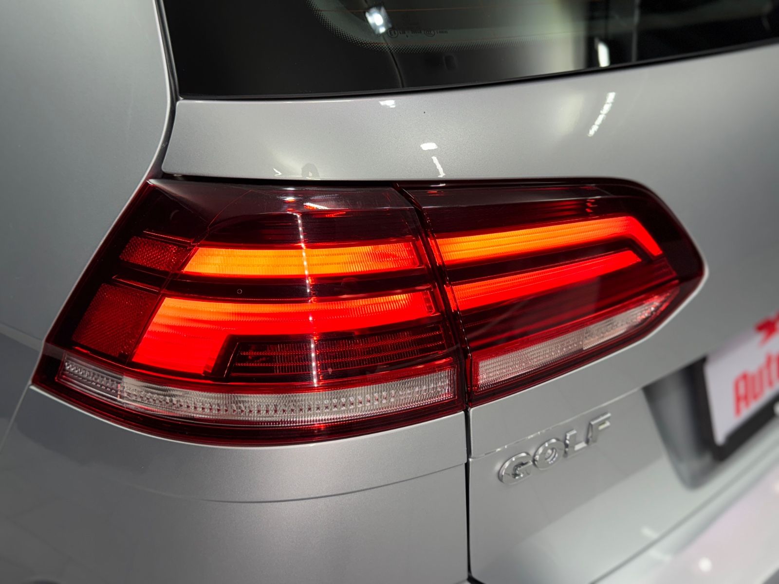 Fahrzeugabbildung Volkswagen Golf VII Variant Comfortline|NAVI|ACC|MASSAGE|