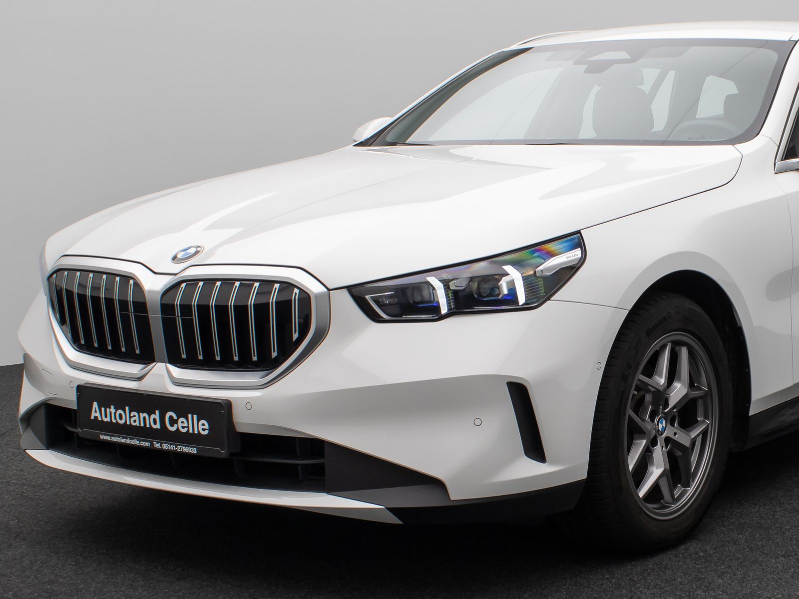 Fahrzeugabbildung BMW 520d Kamera DAB Alarm DrivingAssist Leder Sport
