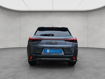 Lexus UX - 4