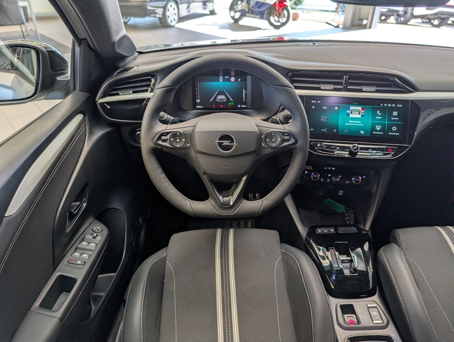 Fahrzeugabbildung Opel Corsa GS 1.2 Turbo LED Navi ACC Kamera Carplay