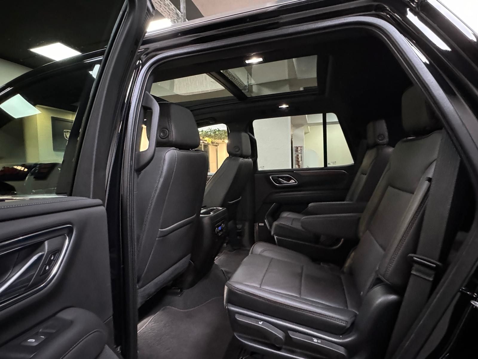 Fahrzeugabbildung Chevrolet TAHOE 6.2 ECOTEC HIGH COUNTRY 4x4-HUD-PANO