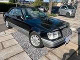 Mercedes-Benz Mercedes W124 Cabrio 320E - Mercedes-Benz 320: 320e