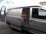 Mercedes-Benz Vito 113 mit wenig Kilometer - : V mit