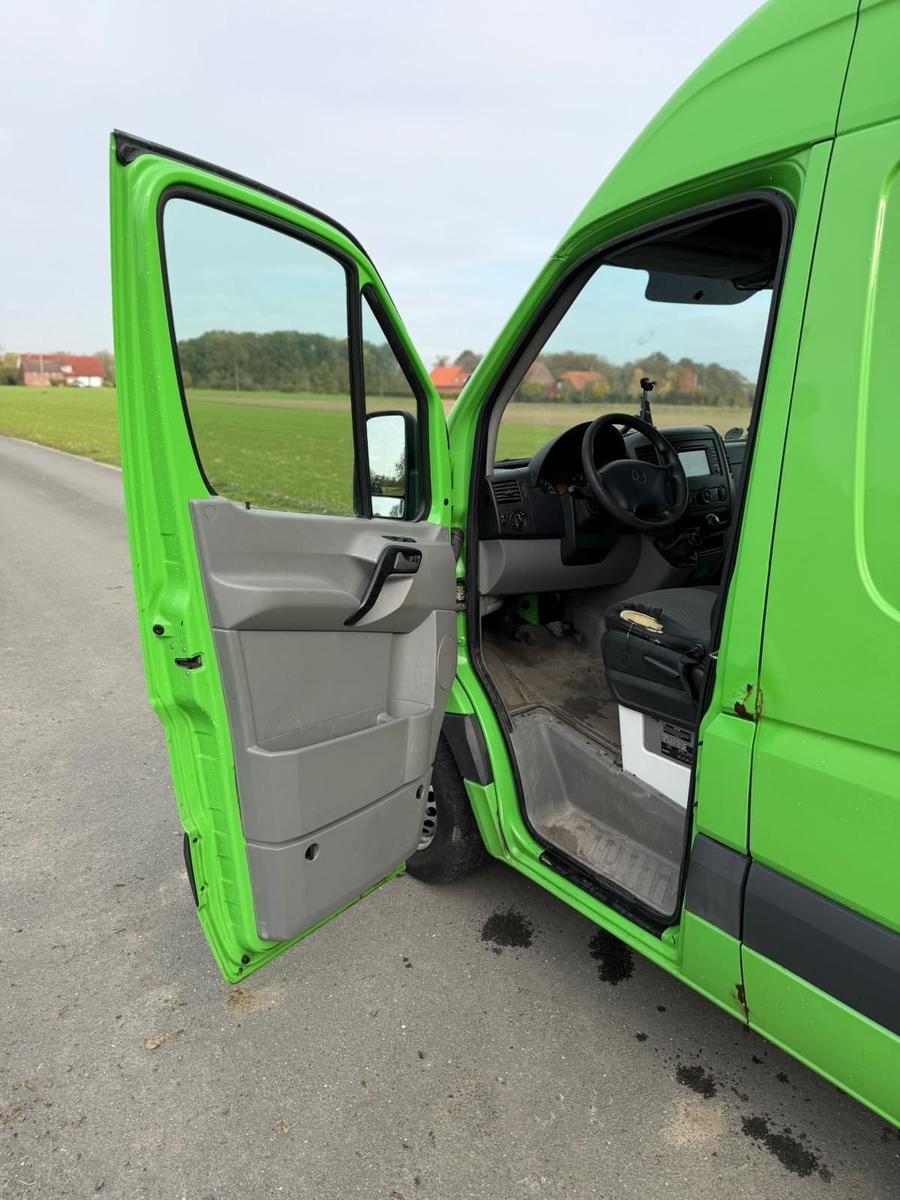 Mercedes-Benz Sprinter 2014 — photo 9