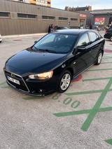 Mitsubishi Lancer 1.8 Intense Intense - schwarze Mitsubishi Lancer