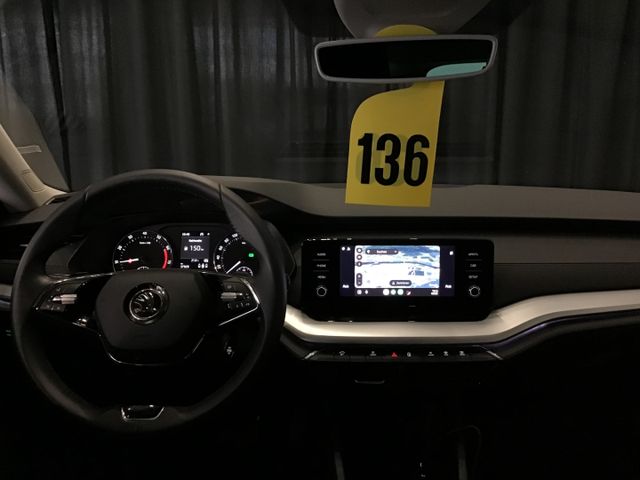 Fahrzeugabbildung Skoda Octavia Ambition 1.0 TSI Combi DSG/LED/Smartlink