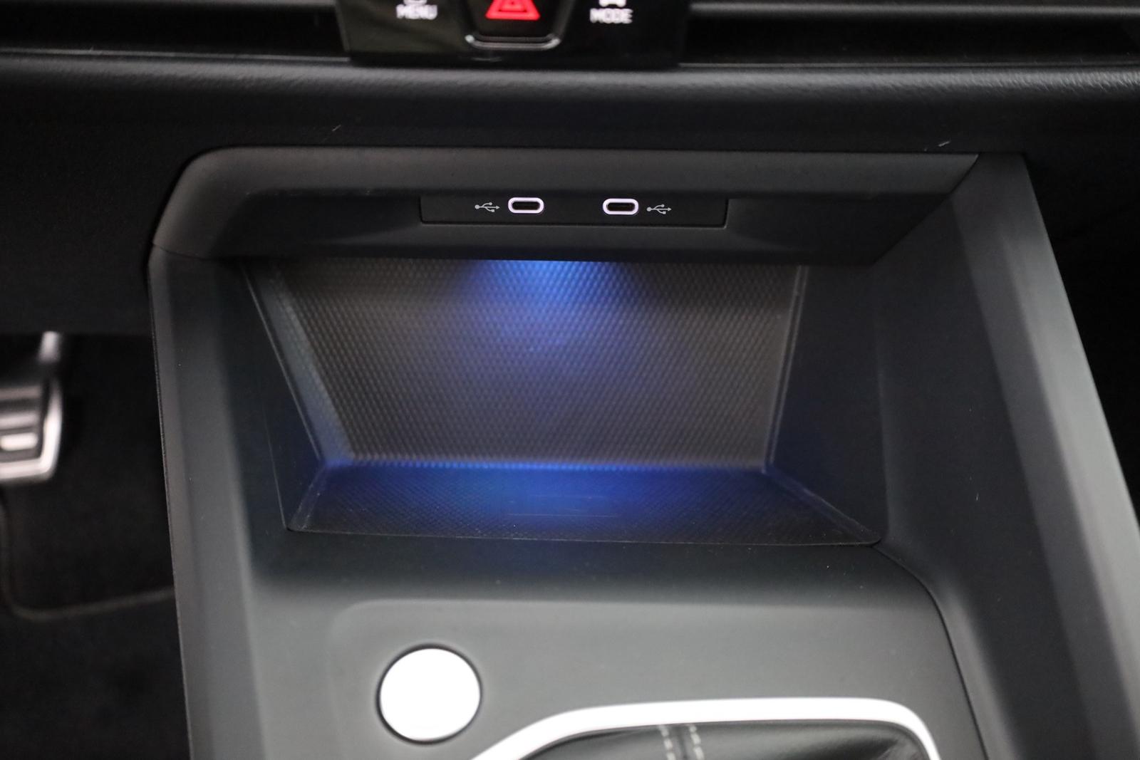 Volkswagen Golf VIII 1.5 TSI R-Line LED Panorama Navi ACC, миниатюра 13