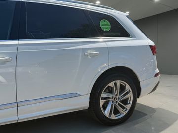 Audi Q7 - 12