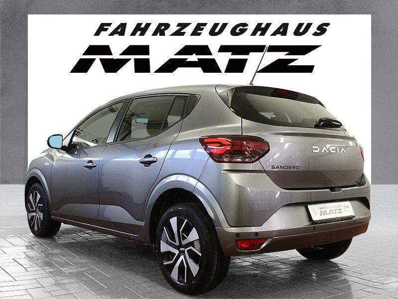 Fahrzeugabbildung Dacia Sandero TCe 100  Benzin /Expression*Winterpaket*