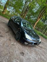 Ford Focus 1.8TDDi 66kW Trend Trend - Ford Focus aus 2003 mit Diesel-Antrieb
