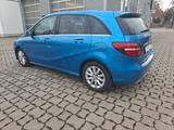 Mercedes-Benz B 200 Urban, Navi, Blau, sehr gepflegt, - gebrauchte Mercedes-Benz B 200 aus dem Jahr 2015