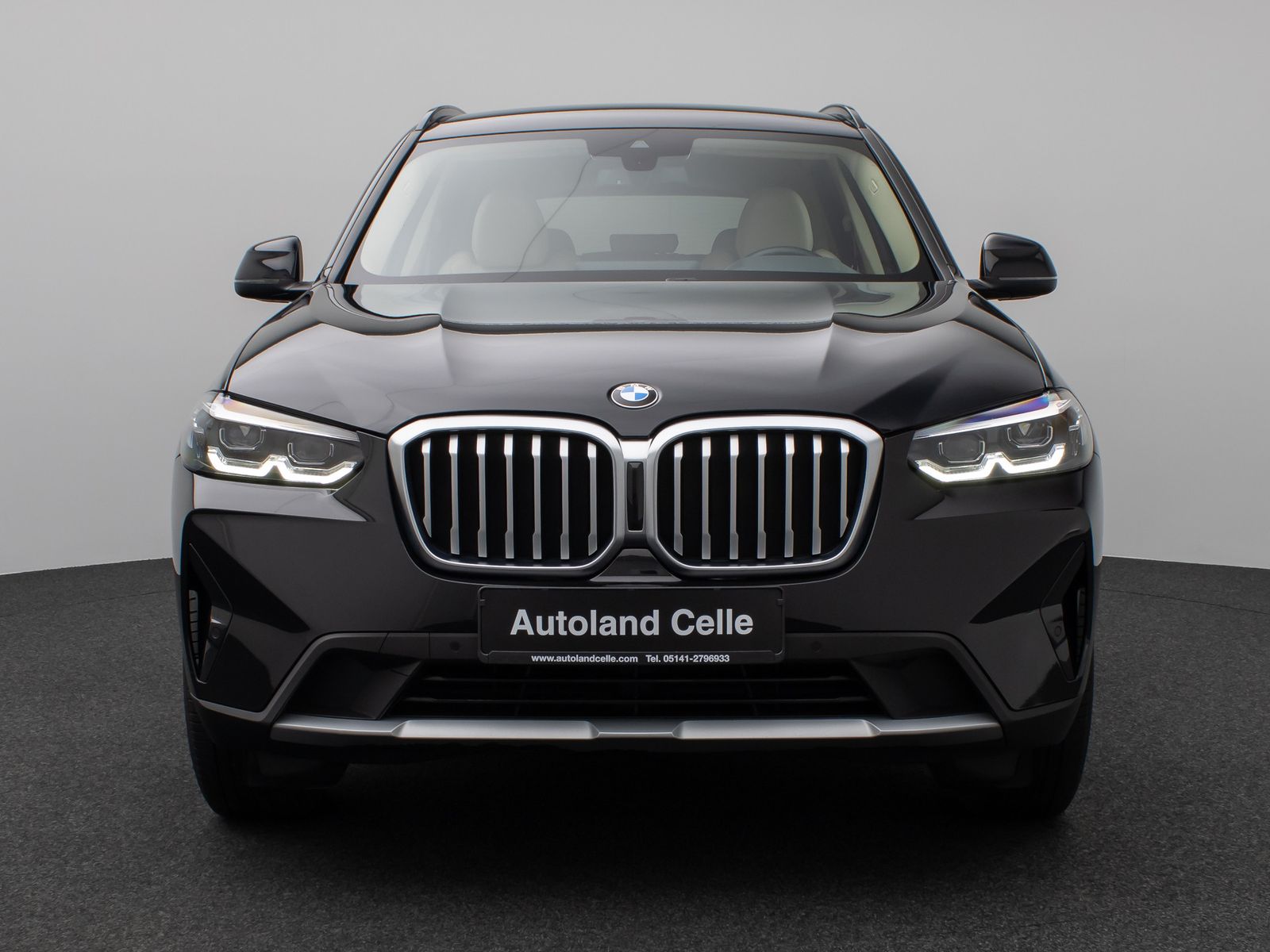 Fahrzeugabbildung BMW X3 xD20d  Kamera DAB HiFi Lnkrhzg Komfort Sport
