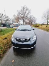 Toyota Avensis Executive 1.8 Valvemat. Automatik - Toyota Avensis Gebrauchtwagen in Berlin
