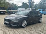 Ford Focus Lim. ST X 280PS Head-Up Styling-Paket - Ford Focus: ST Styling Paket