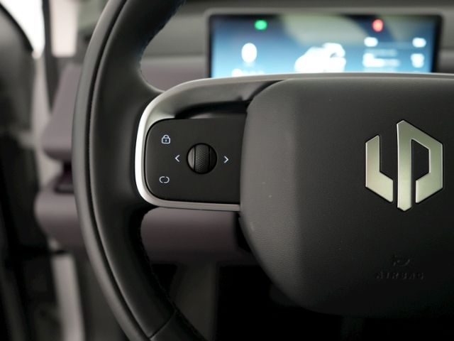 C10 REEV DESIGN 28,4kWh+NAVI+360° KAMERA+LED-SCH