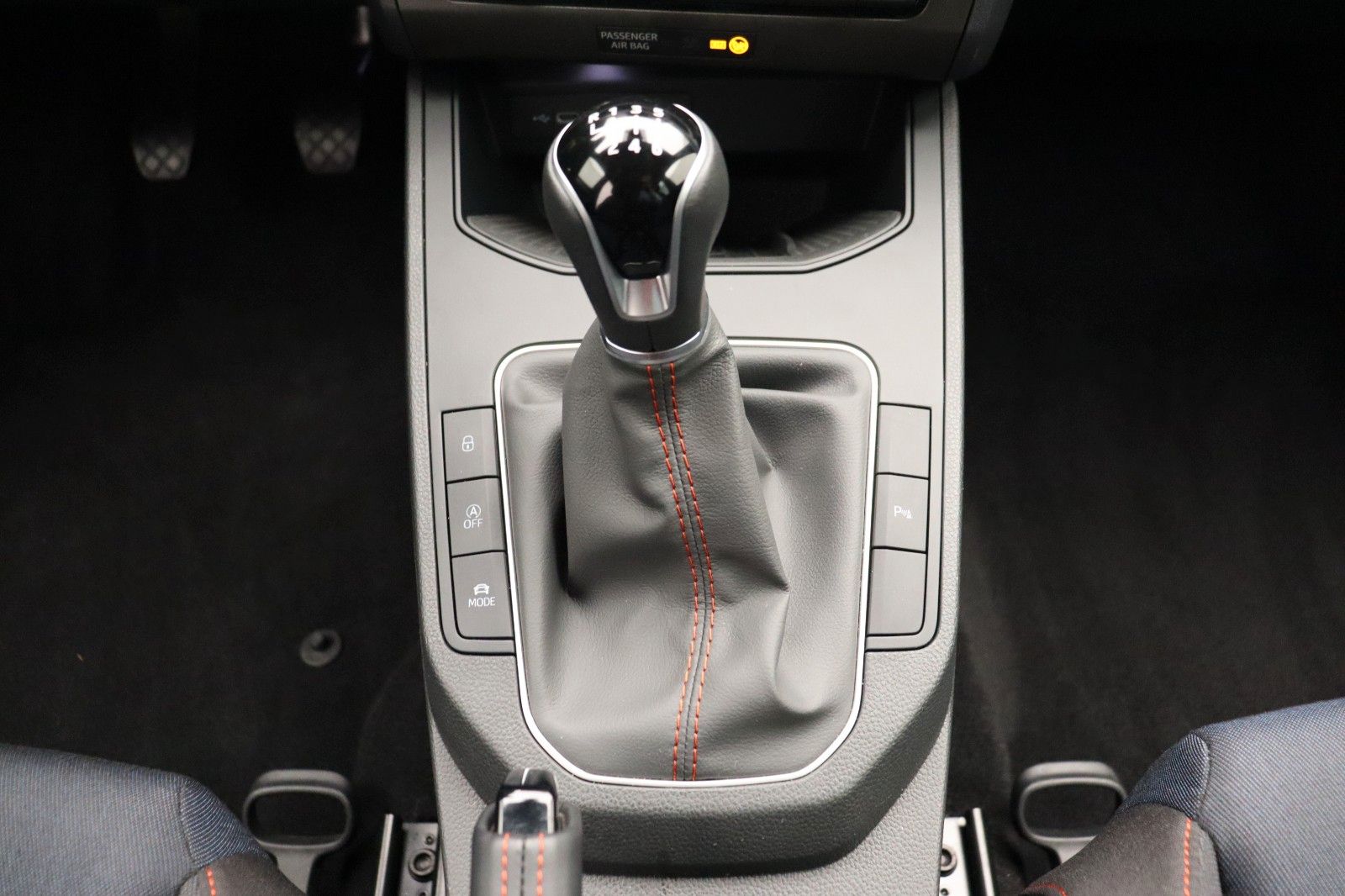Fahrzeugabbildung SEAT Ibiza 1.0 FR 110PS LED Navi Kamera ACC