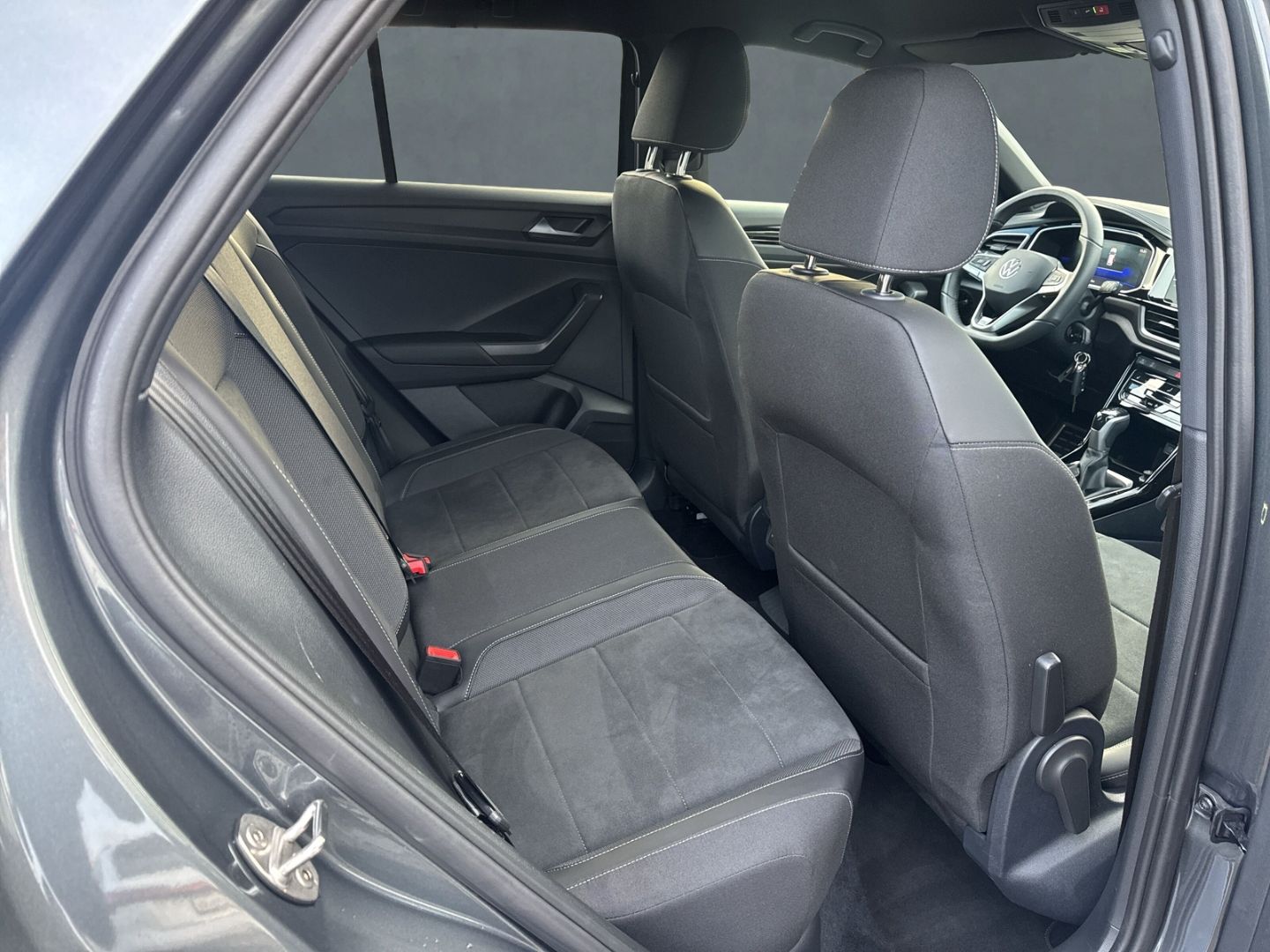 T-Roc 1.5 TSI R-Line  AHK Navi Dig. Cockpit Mass