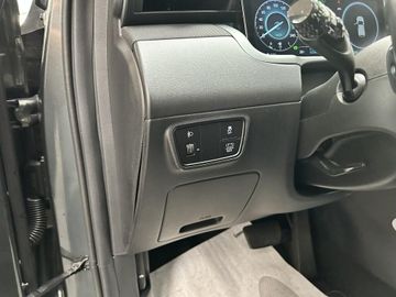 Hyundai TUCSON - 11