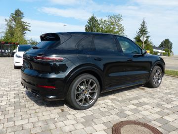 Porsche Cayenne - 5