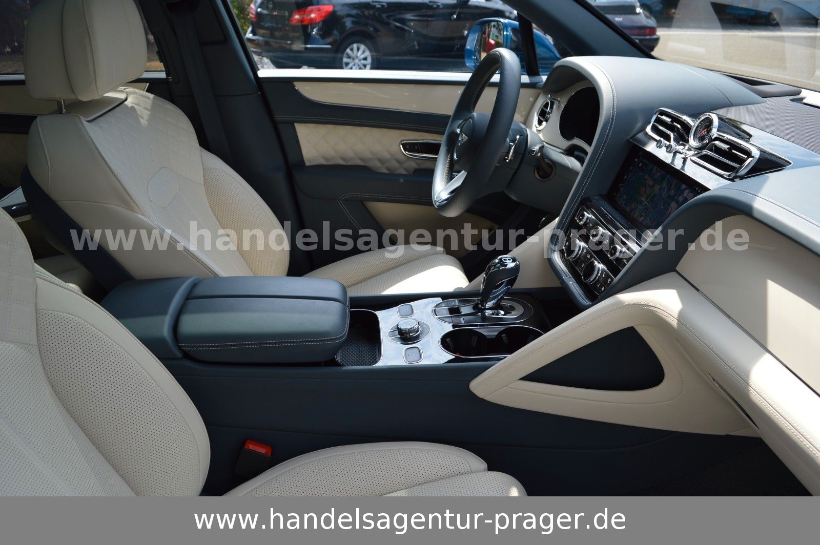 Bentley Bentayga 3.0 Hybrid Azure 4WD Autom. foto 12