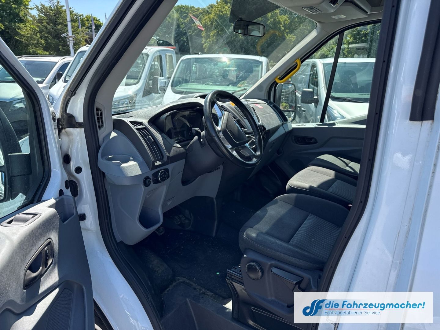 Fahrzeugabbildung Ford Transit Kombi 350 L3 Trend 2.2 TDCi DPF *1777 *K