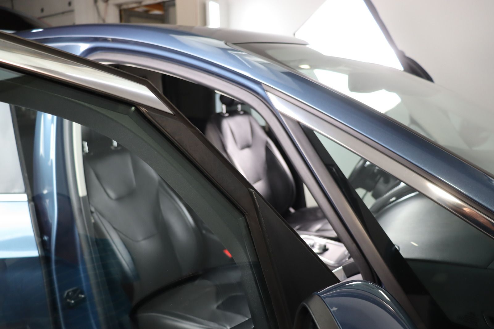 Fahrzeugabbildung Ford S-MAX * Massage * RFK * Pano Titanium