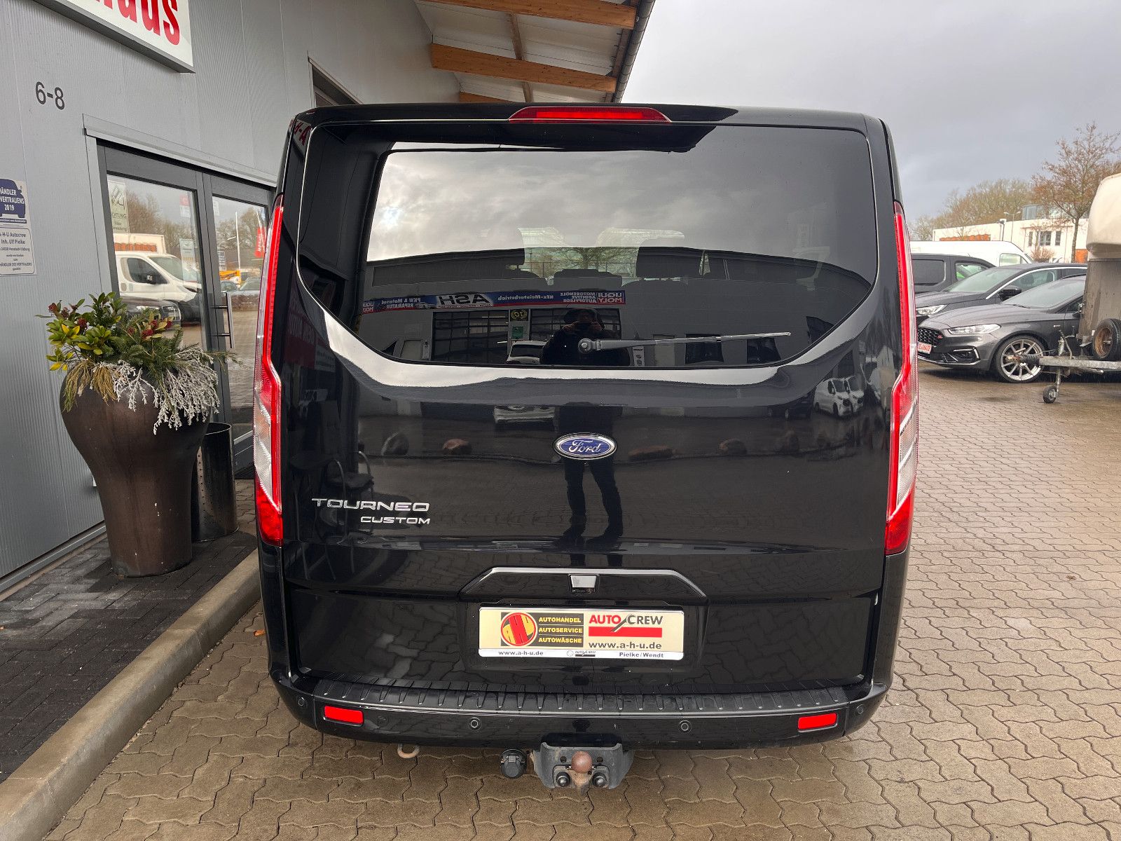 Fahrzeugabbildung Ford Tourneo Custom Titanium X L2 Autom.