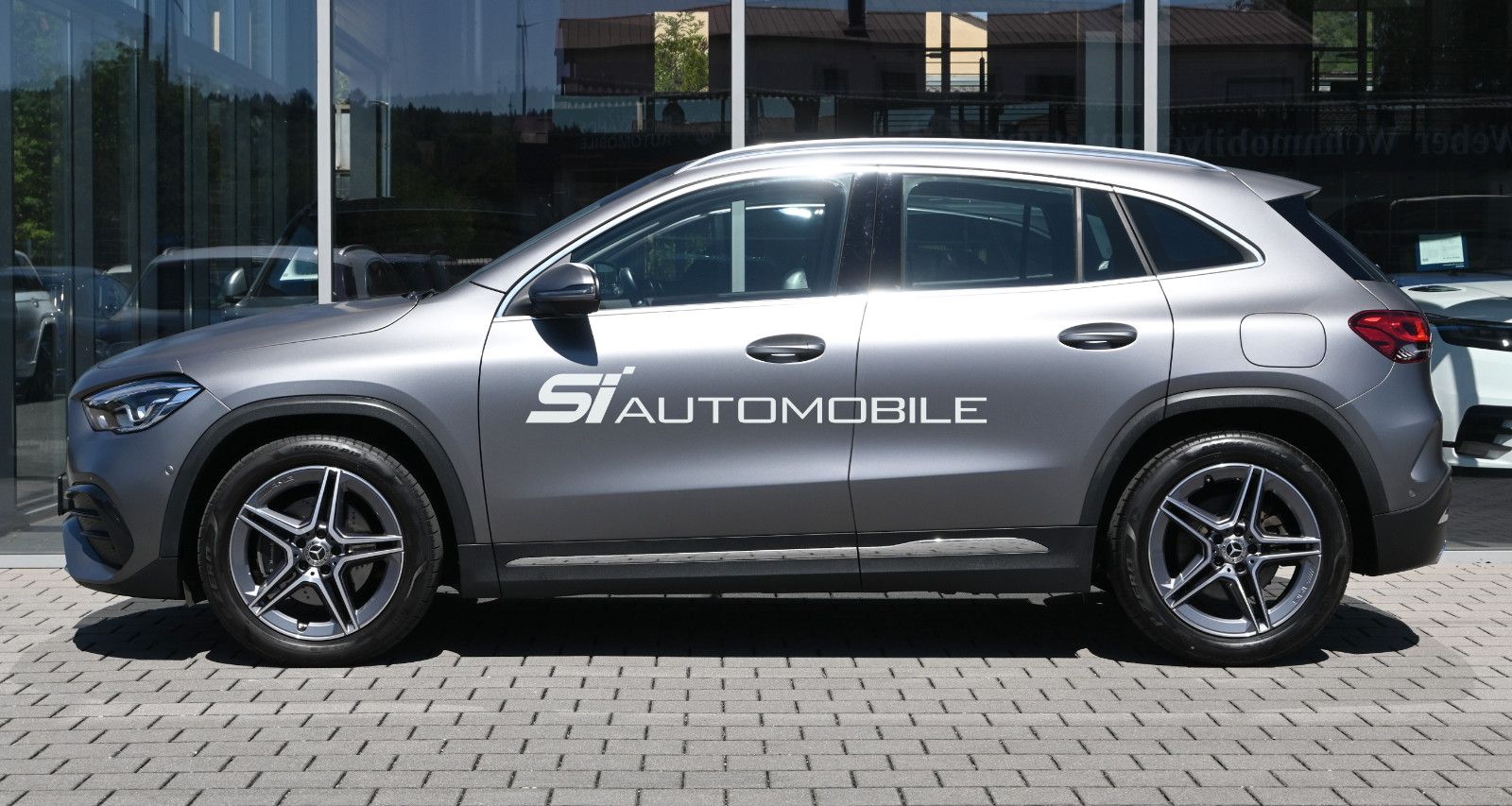 Fahrzeugabbildung Mercedes-Benz GLA 220 d 4M. AMG °ACC°AHK°STHZG°360°8x19-ZOLL°