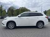 Mitsubishi Outlander 2.4 PHEV Plug-in Hybrid*4WD/AHK/LEDER* - Mitsubishi