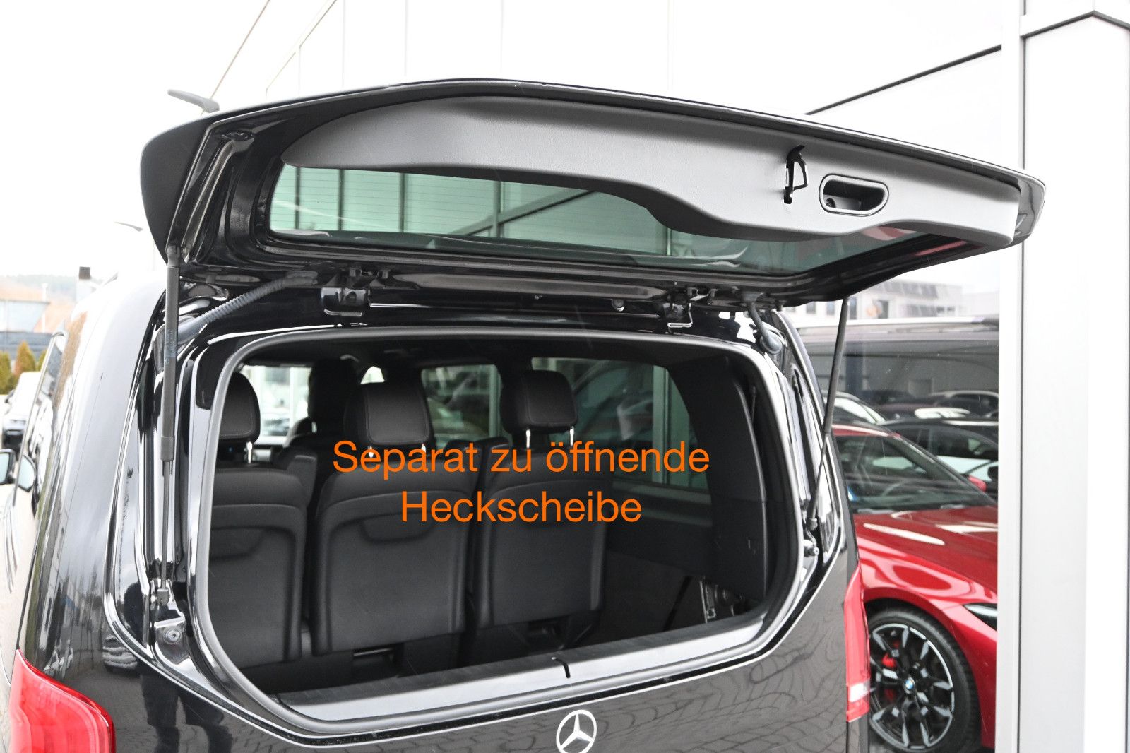 Fahrzeugabbildung Mercedes-Benz V 250 d 4Mat. AMG extralang °AIRMATIC°AHK°STHZ°